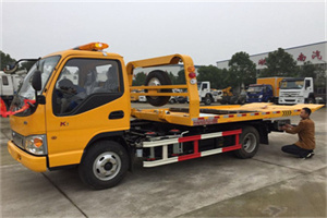 东营市哪里有拖车服务